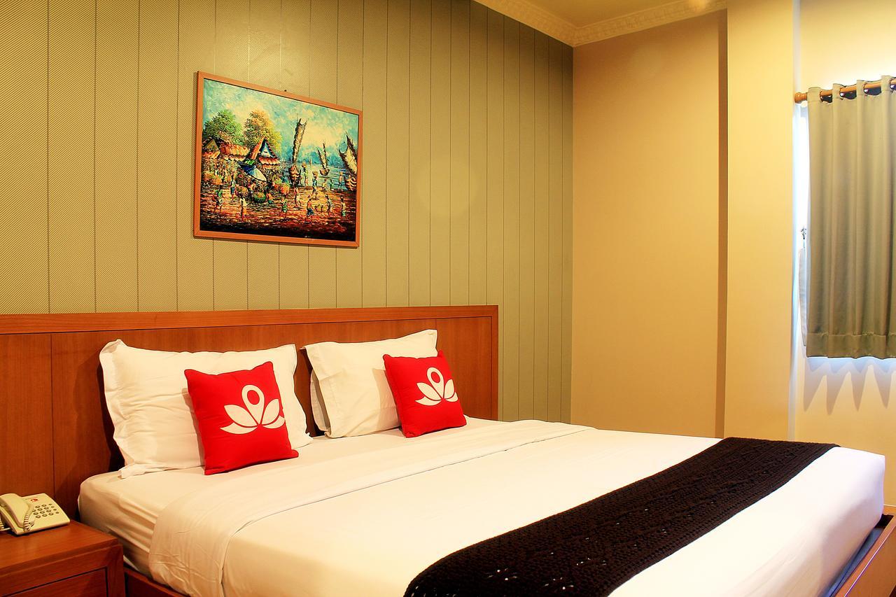 Zen Rooms Bukit Tunggul Bandung Eksteriør billede